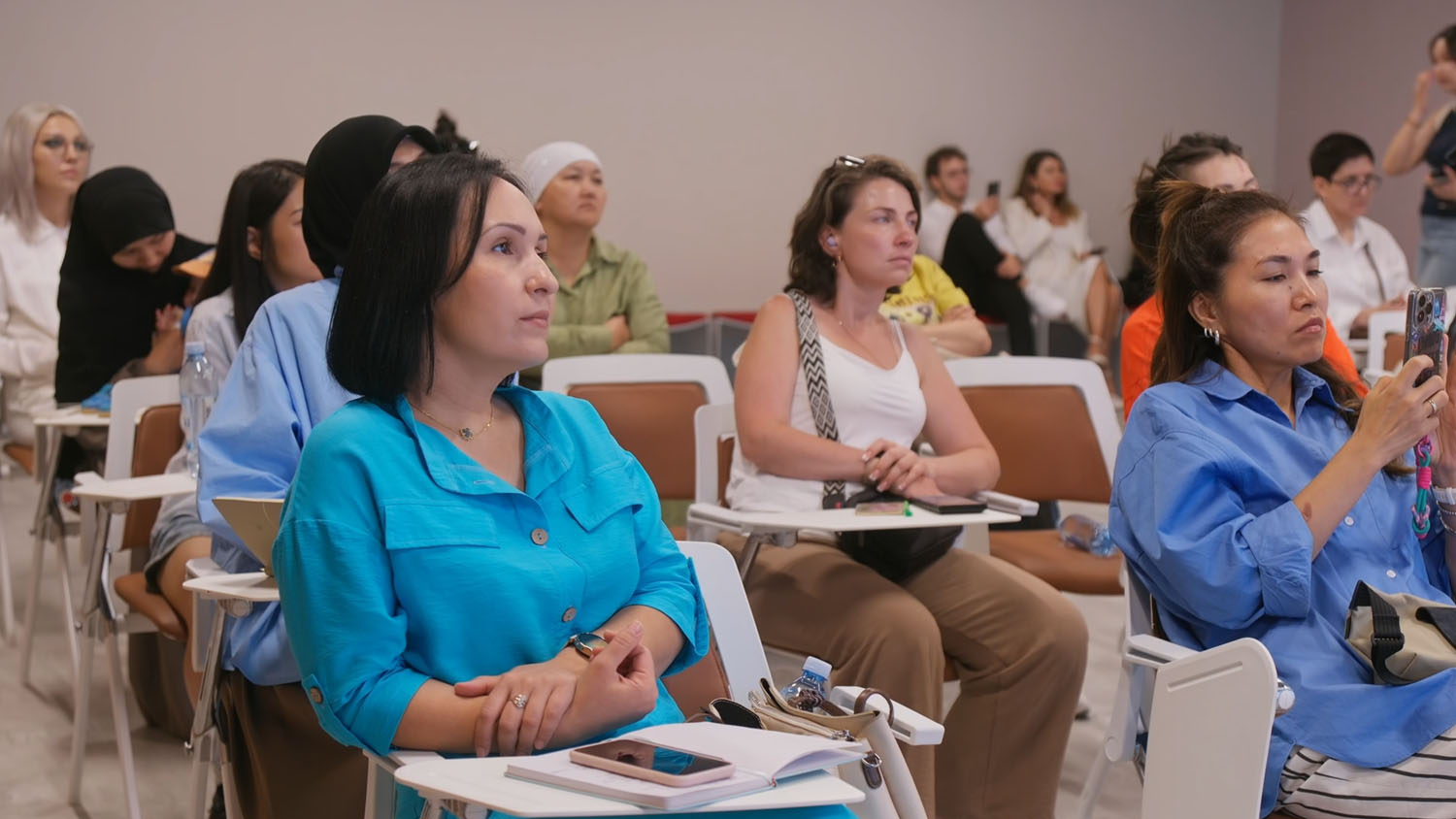 Часть-9. Видеосъемка конференции 