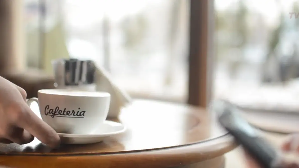 Обслуживание гостей в Coffeedelia